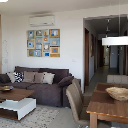 Ivan 4* Sveti Filip i Jakov