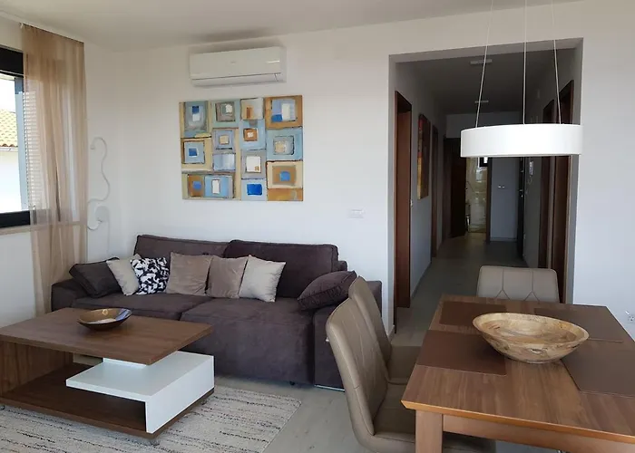 Ivan 4* Sveti Filip i Jakov